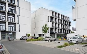 Airport Studio Zarembowicza by Renters